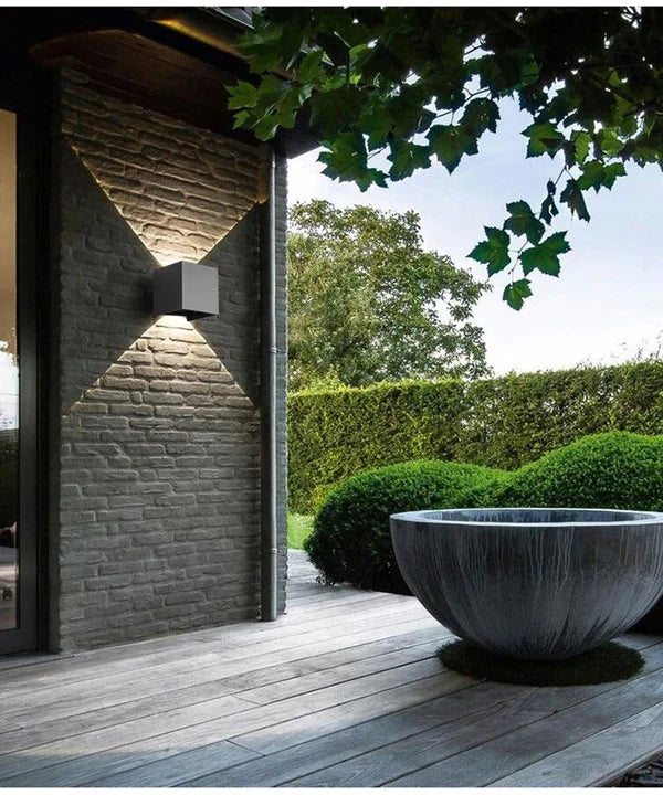 LUMINANCE™ | Intelligente Bewegungsmelder-Wandleuchte
